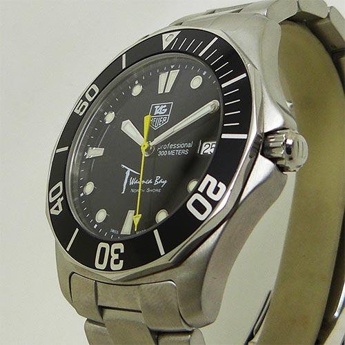 中古美品タグホイヤー【TAG HEUER】 WAB1113.BA0800 アクアレーサー ワイメアベイ QZ 限定1000本