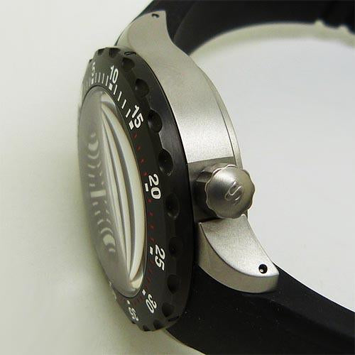 中古美品ジン【Sinn】 U200.SDR EZM8 Uボート・スチール 2000M – PLUS ONE